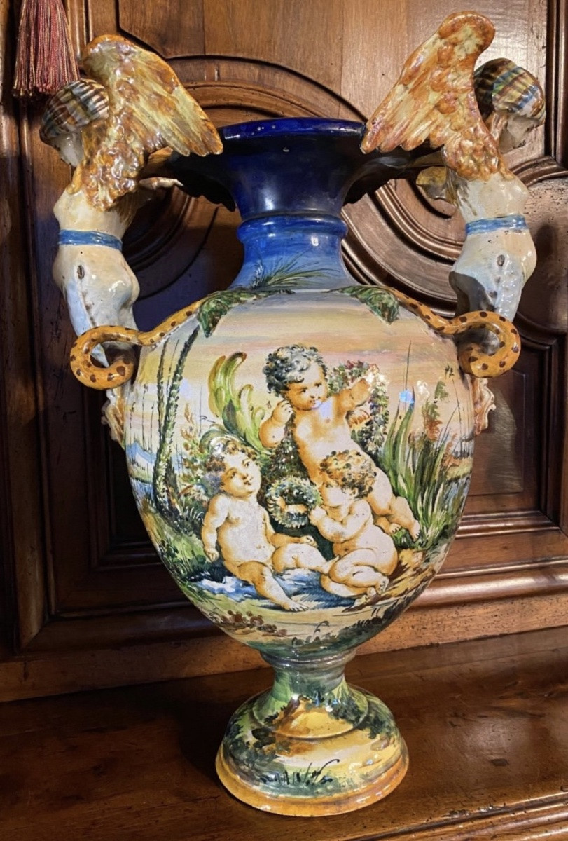 Imposant Vase En Majolique Italienne de style renaissance et datant Du XIX Eme Siècle "-photo-3