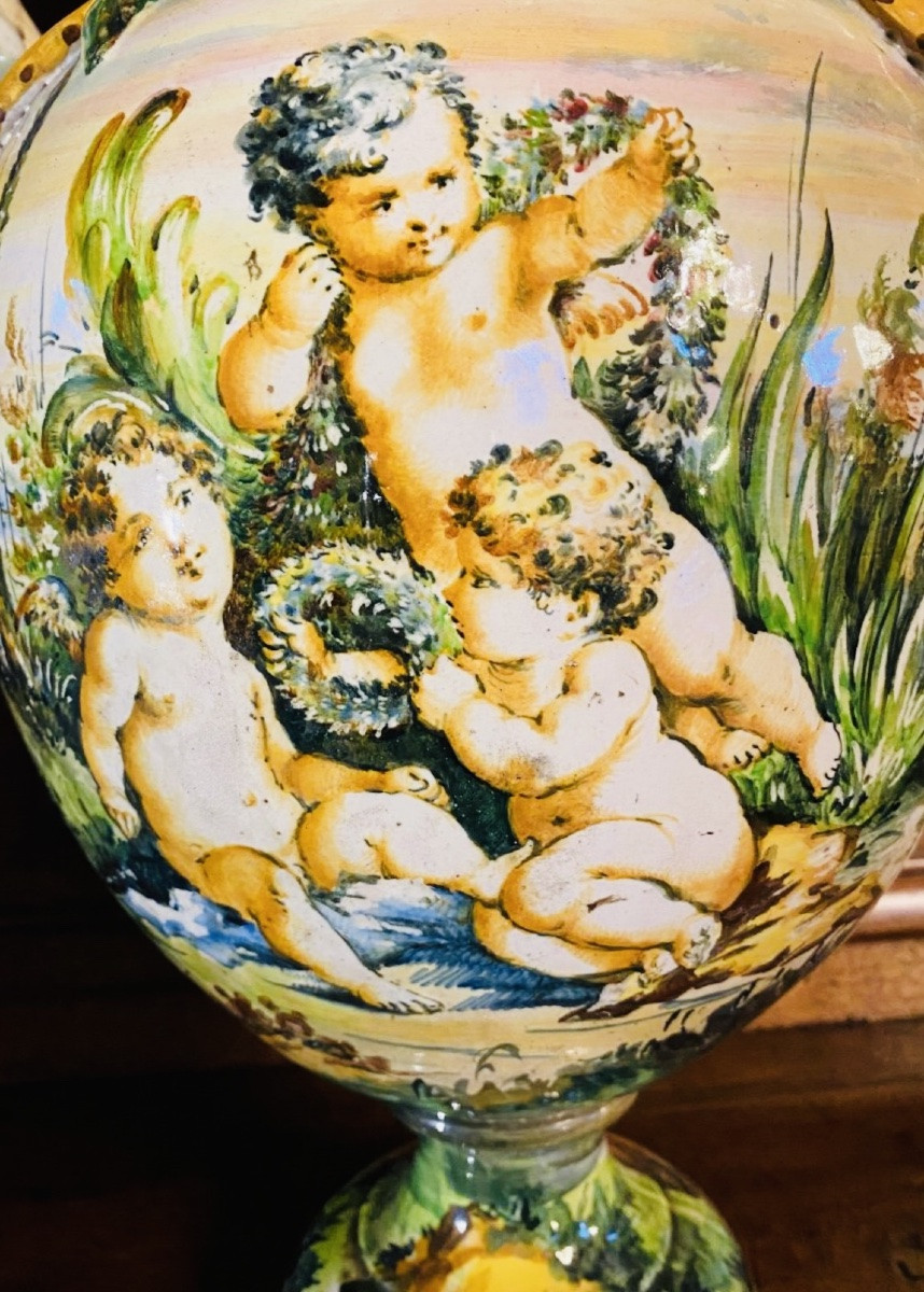 Imposant Vase En Majolique Italienne de style renaissance et datant Du XIX Eme Siècle "-photo-4