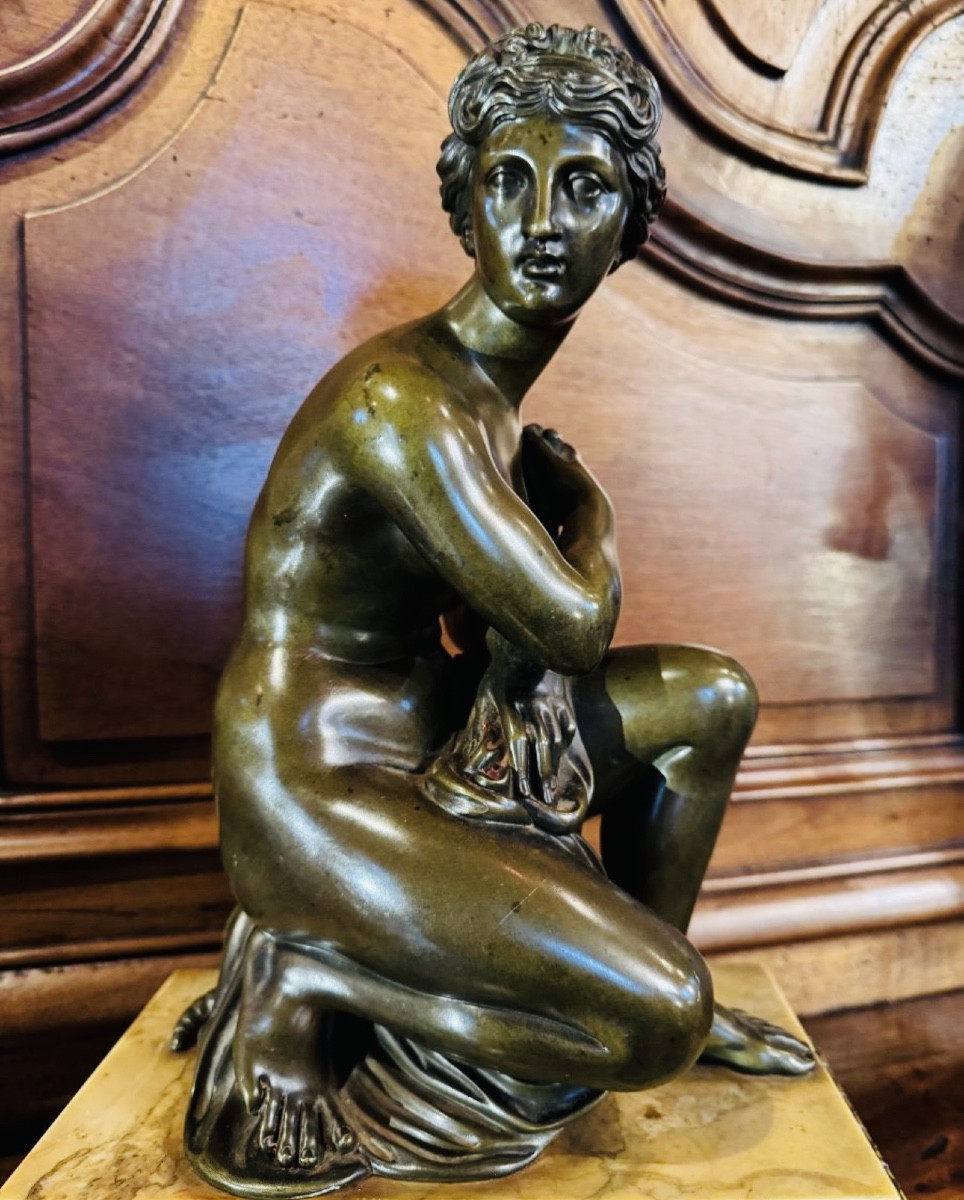 La Venus Accroupie à la tortue, Beau Bronze Du XIX Eme Siècle