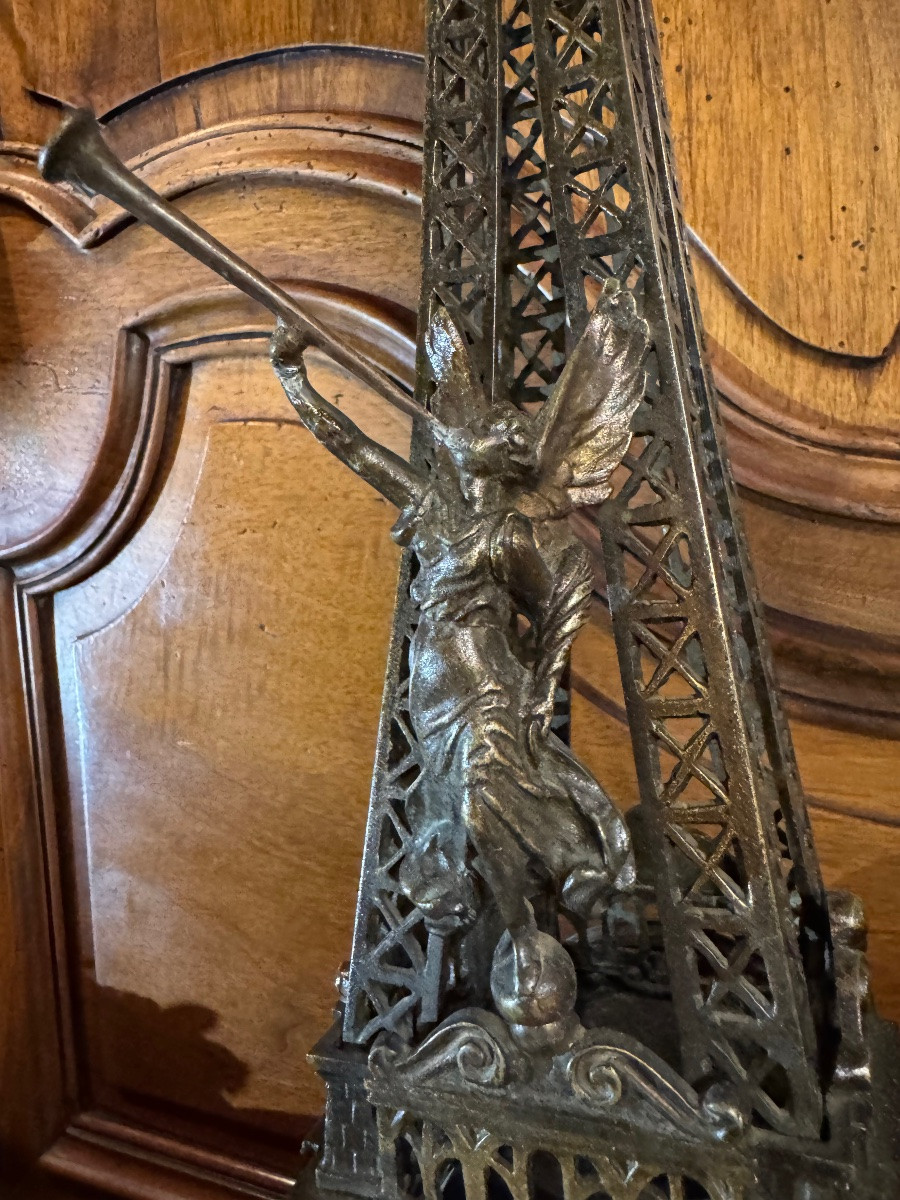 Eiffel Tower Metal Clock Circa 1900-photo-7