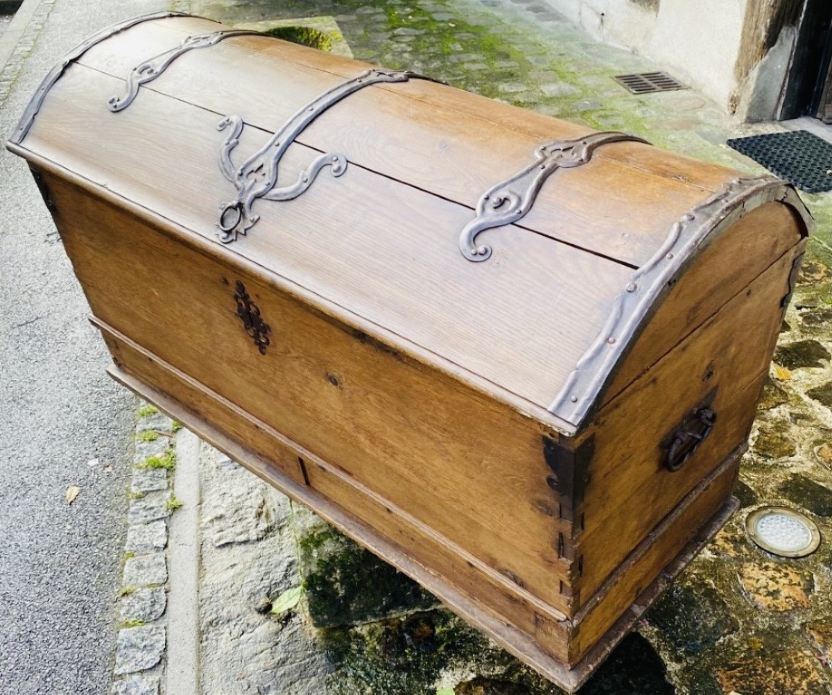 Important Coffre Bombé De Malle Poste ou de diligence en chêne blond Du XVIII Eme Siècle-photo-8