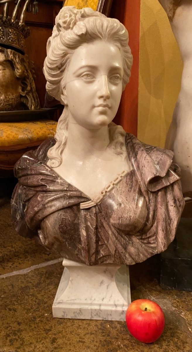 Grand Buste De Femme en marbre d’époux Napoléon III Dans L’esprit Du XVIII Eme Siècle-photo-2
