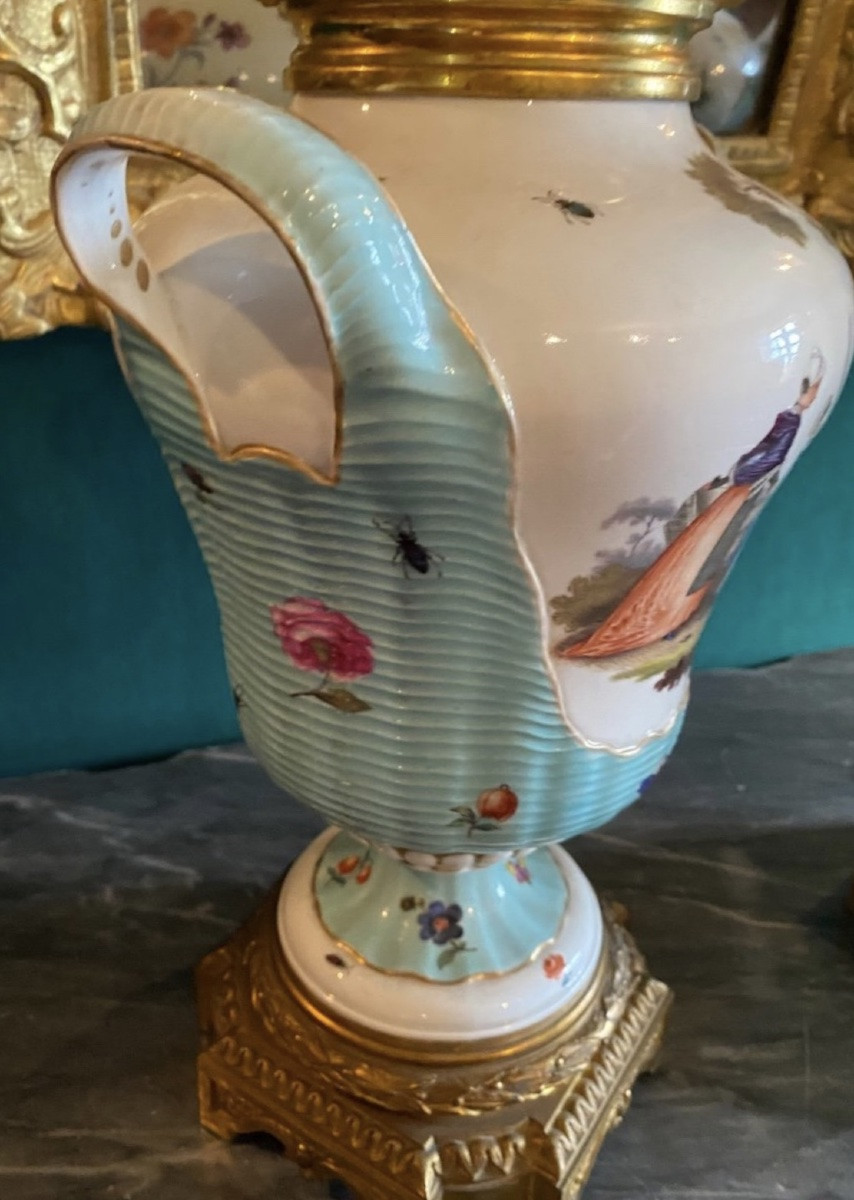 Grande paire de  Pot-pourris à Décor De Scènes Galantes-photo-2