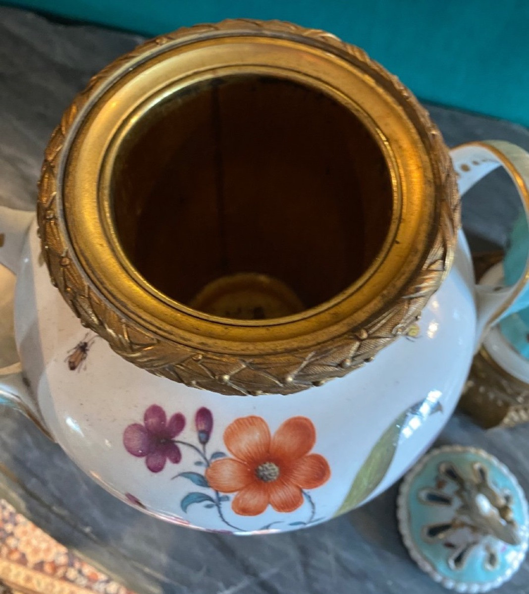 Grande paire de  Pot-pourris à Décor De Scènes Galantes-photo-3