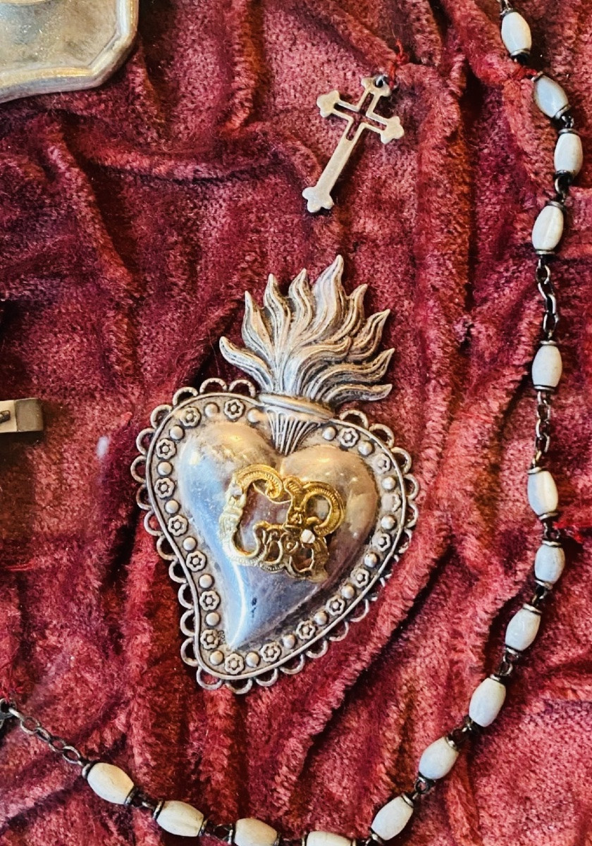 Ecumenical Silvered Bronze Frame With Relics And Ex-votos  -photo-5