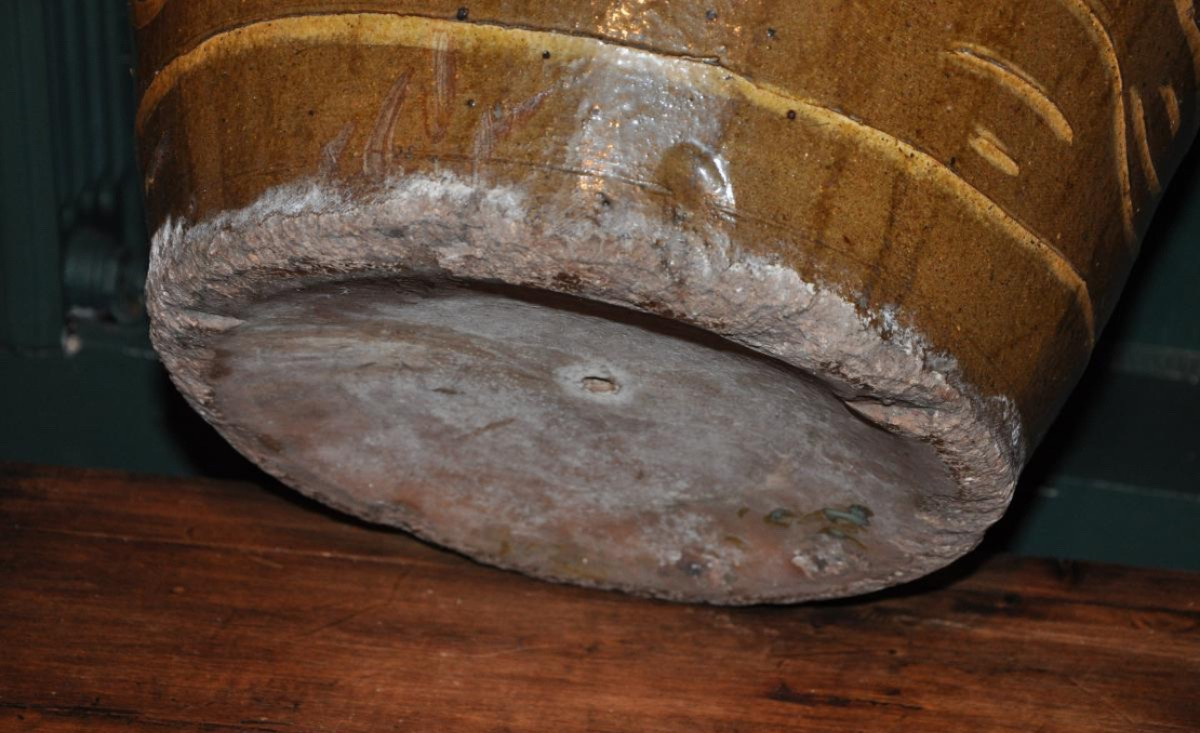 Martaban Large Jar, Malaysia-photo-4