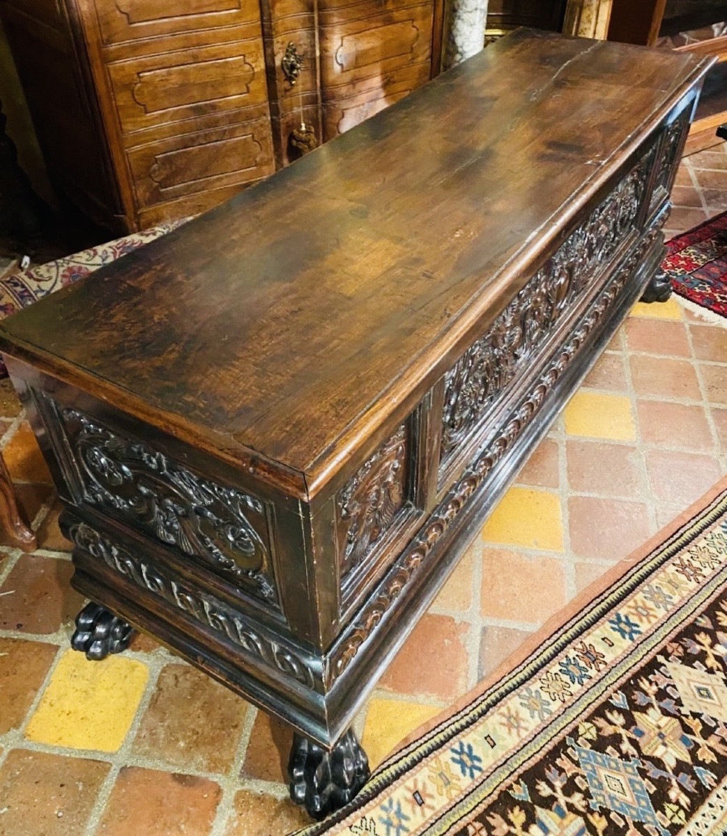 Cassone Italienne En Noyer, important coffre à Décor De Faunes De Style Renaissance-photo-5