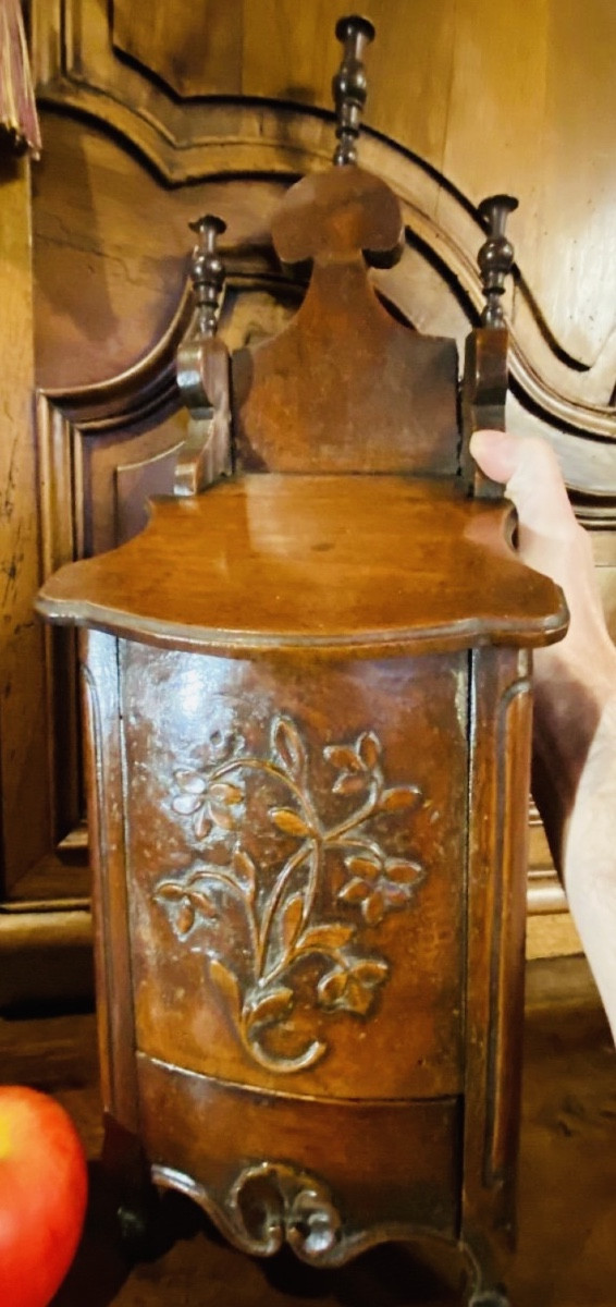 Saliero Provençal En Noyer Louis XV, Du XVIII Eme Siècle