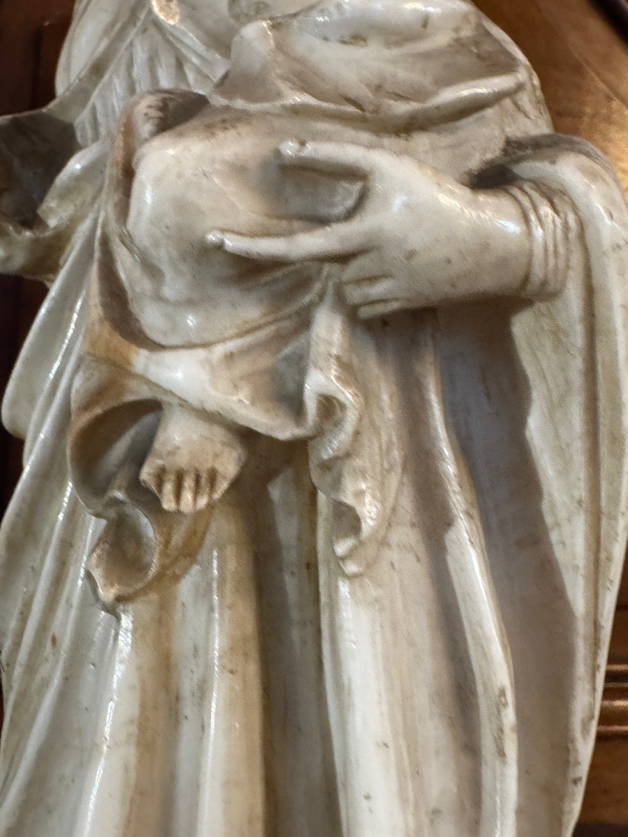 Vierge à l’Enfant couronnée en albâtre — Malines (vallée de la Meuse), début du XVIIe siècle-photo-8