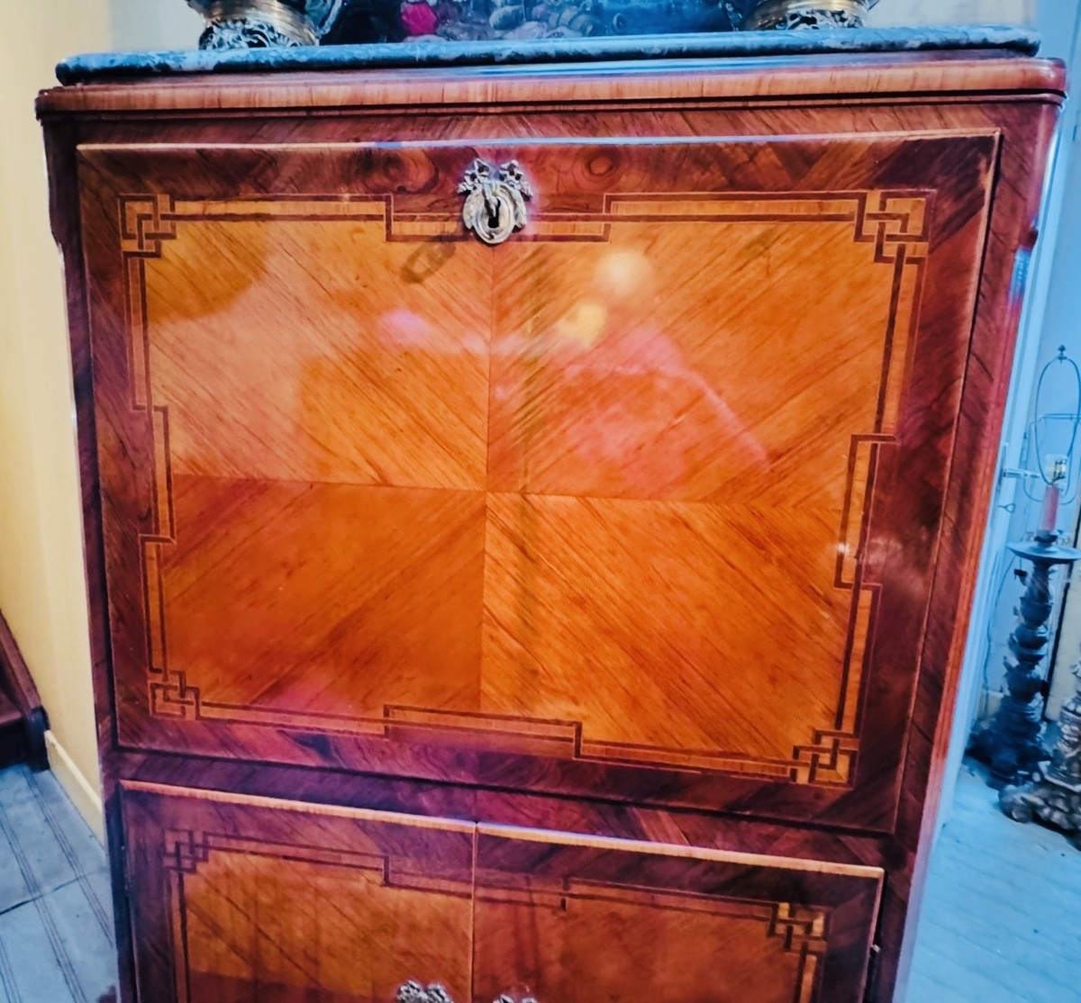 Secrétaire à abattant d'époque Transition Louis XV - Louis XVI Travail français du XVIlle siècl-photo-2