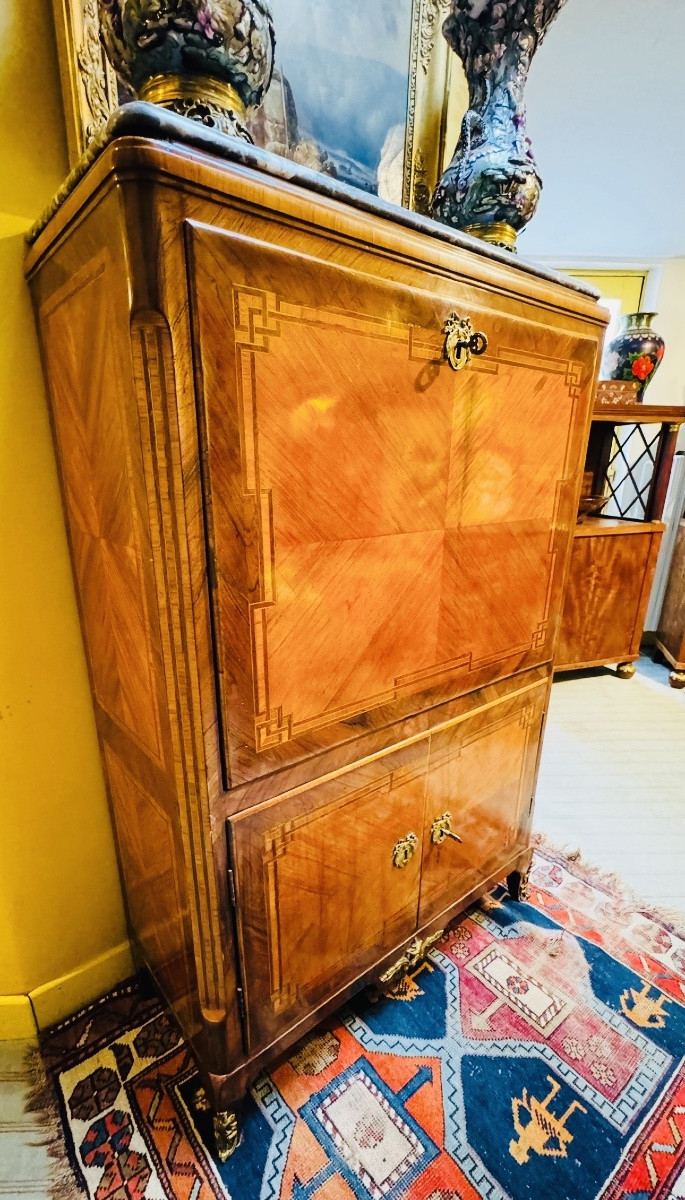 Secrétaire à abattant d'époque Transition Louis XV - Louis XVI Travail français du XVIlle siècl-photo-1