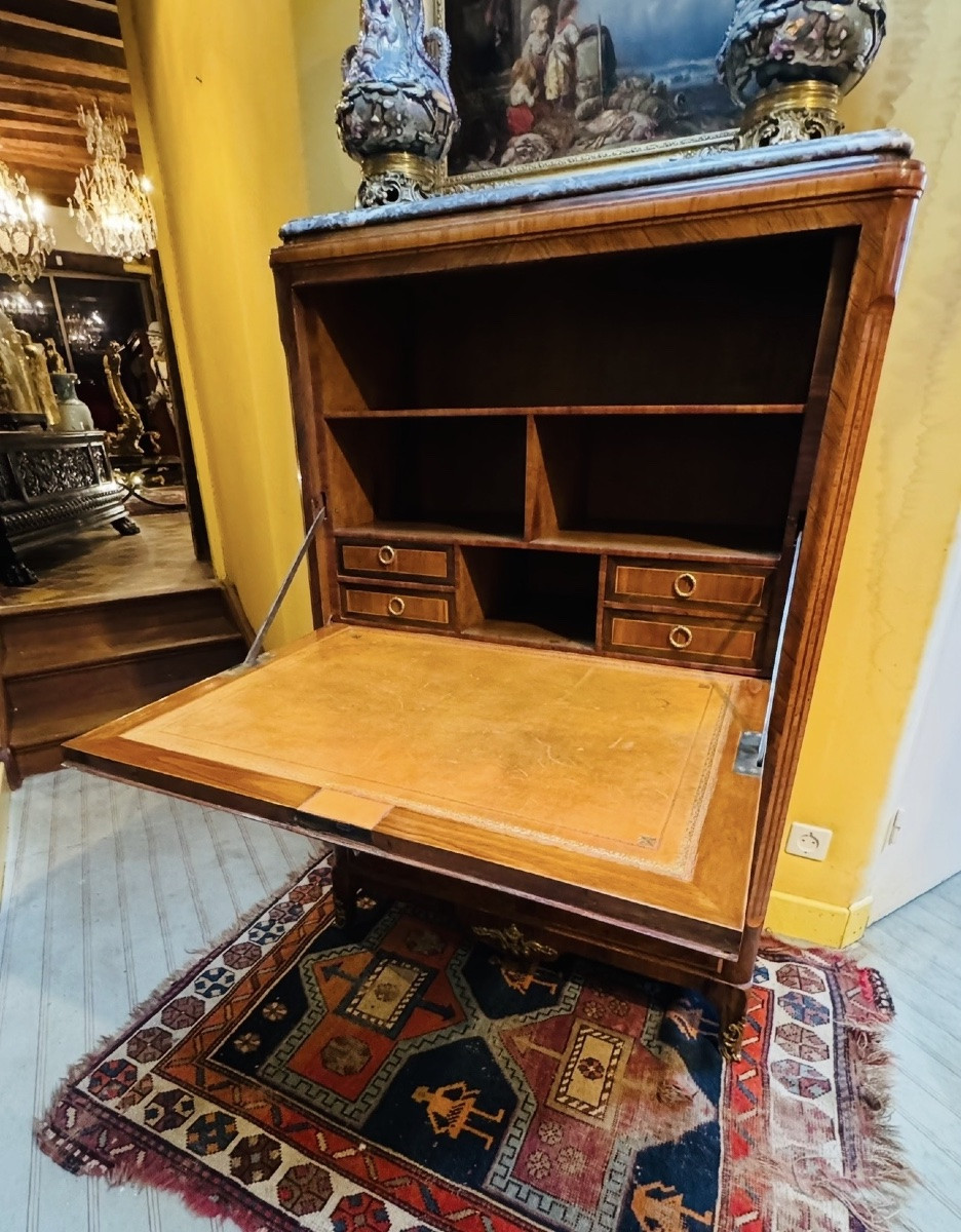 Secrétaire à abattant d'époque Transition Louis XV - Louis XVI Travail français du XVIlle siècl-photo-6