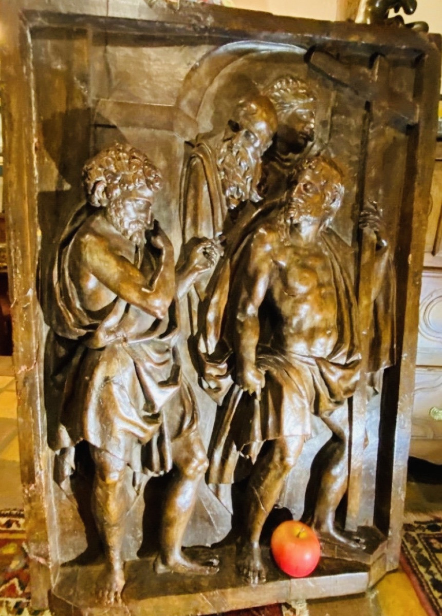 GRAND PANNEAU EN NOYER SCULPTÉ FIN XVI EME SIÈCLE-photo-2