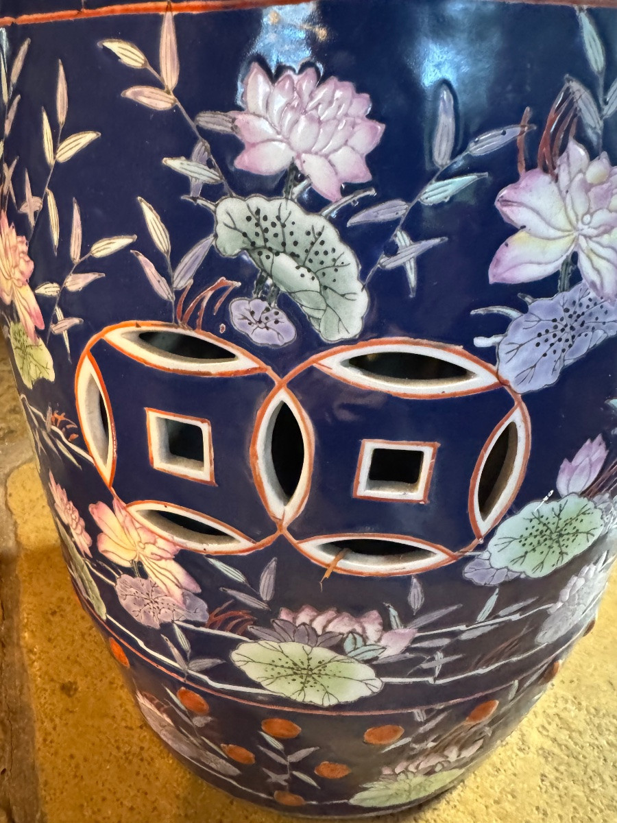 TABOURET DE JARDIN en PORCELAINE DE CHINE, XX eme siècle -photo-4