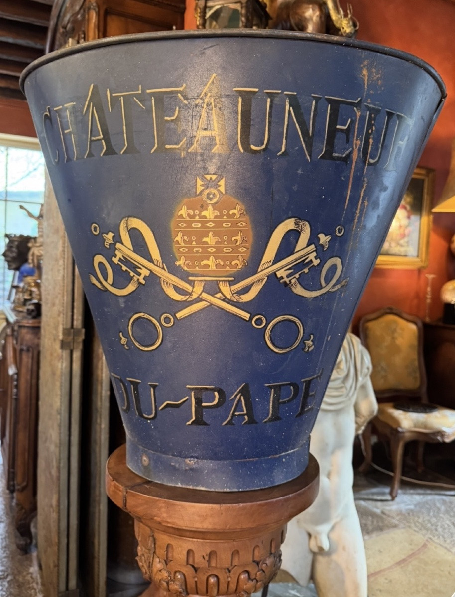 Hotte de vendangeur publicitaire “Châteauneuf-du-Pape” – Première moitié du XXe siècle-photo-2