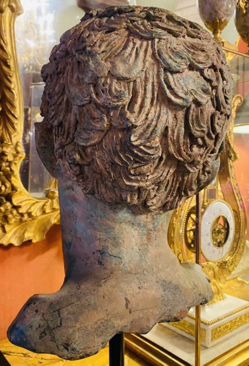 Grande tête d’homme en bronze d’après l’Antique, à patine de fouille-photo-7