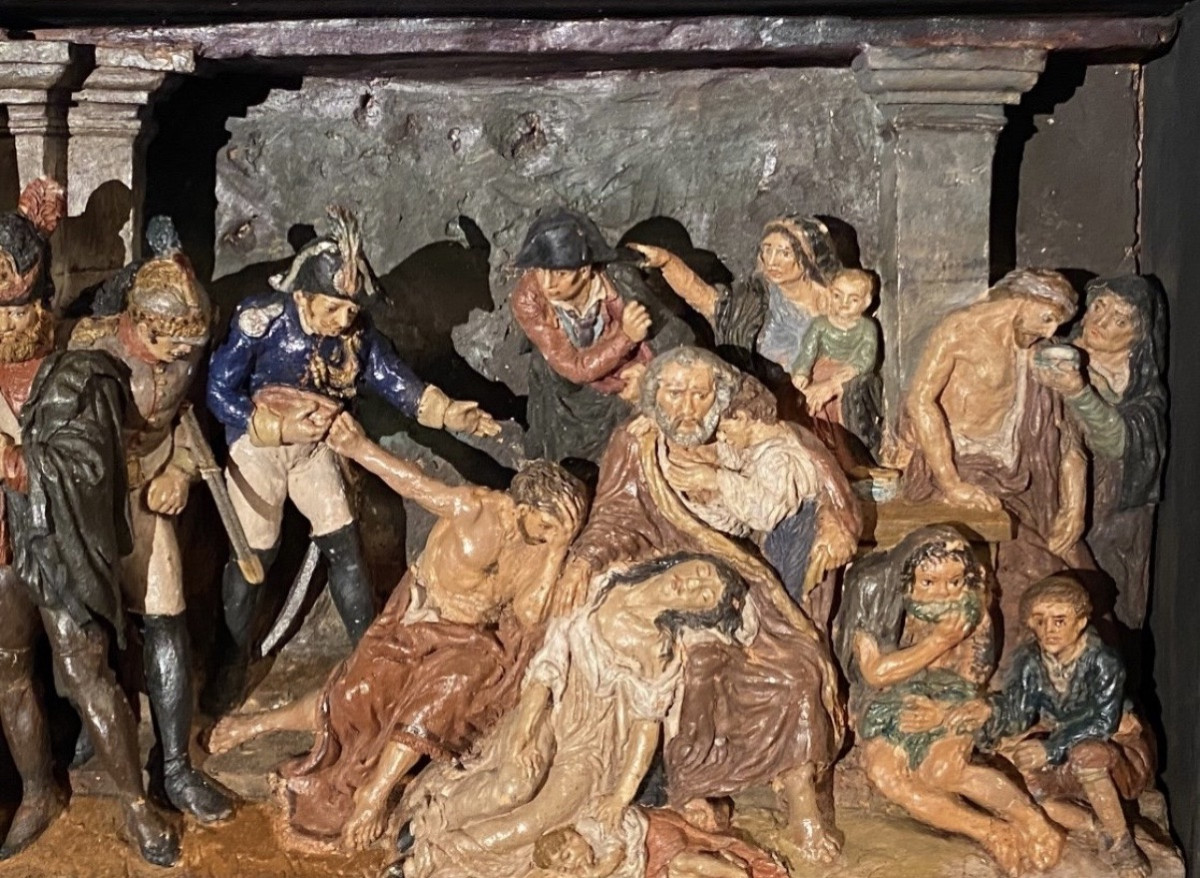 Napoleon Visiting The Plague Victims In Jaffa Polychrome Terra Cotta Diorama, 19th Century From-photo-1