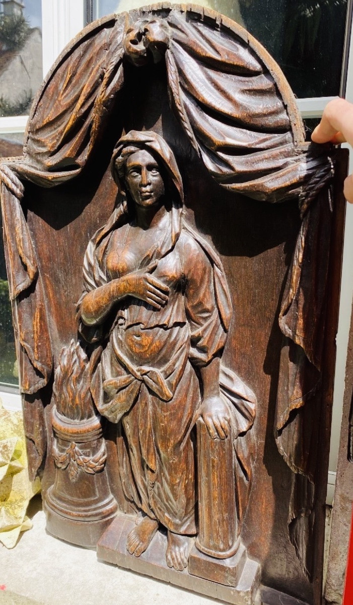 Allégorie de la Charité - Sculpture en chêne en haut relief, ronde-bosse partielle - Travail fr-photo-1