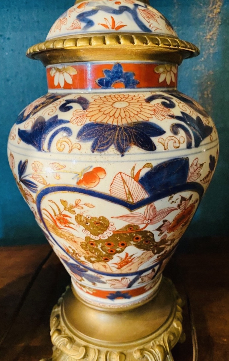 Pair Of Covered Imari Vases Mounted As Napoleon III Lamps-photo-5