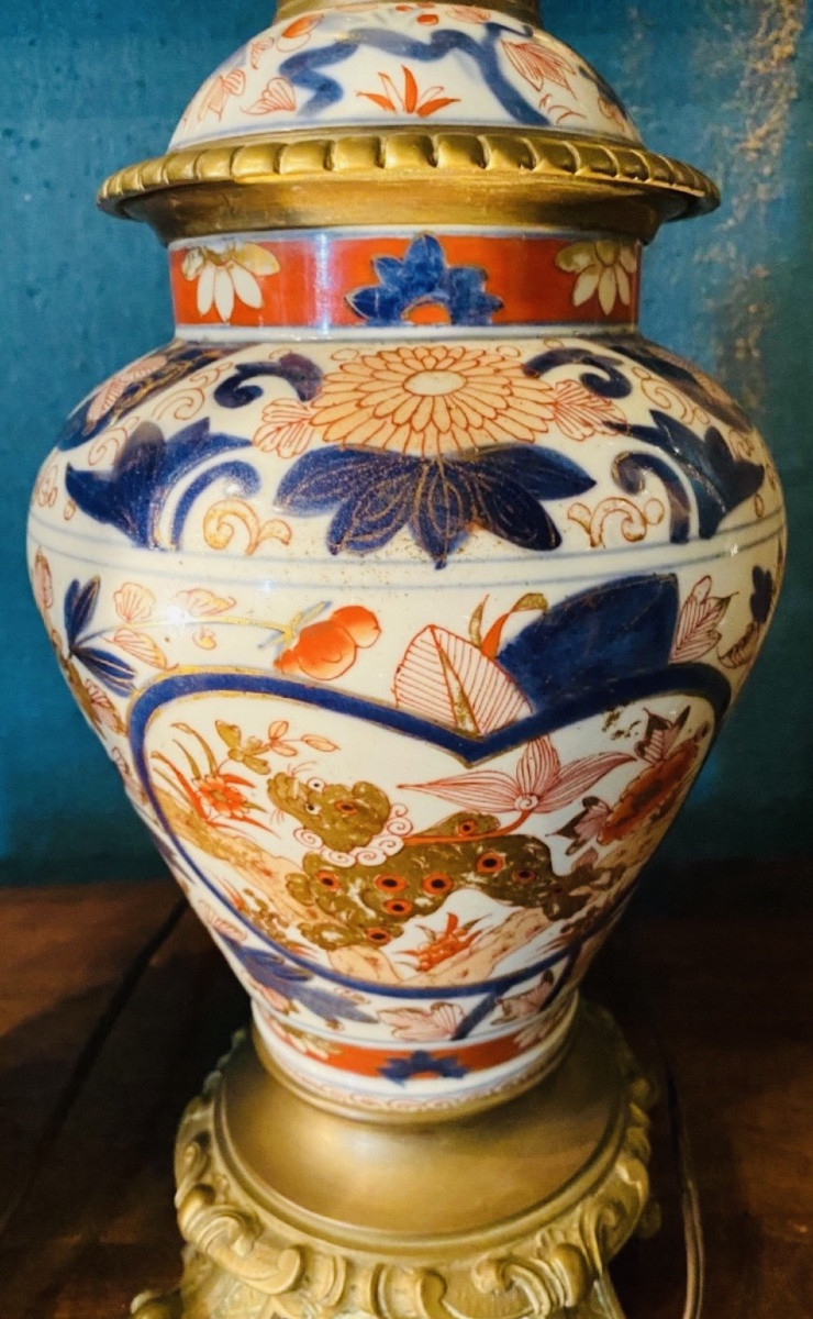 Pair Of Covered Imari Vases Mounted As Napoleon III Lamps-photo-7