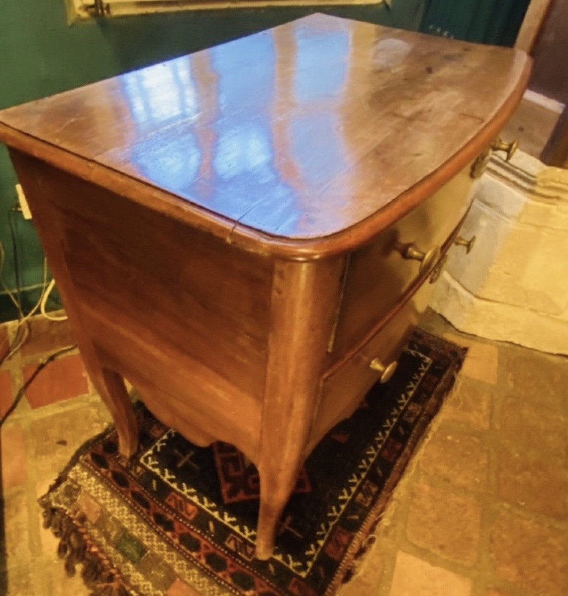 COMMODE SAUTEUSE CEINTRÉE DU DAUPHINÉ EN NOYER XVIII EME SIÈCLE-photo-7