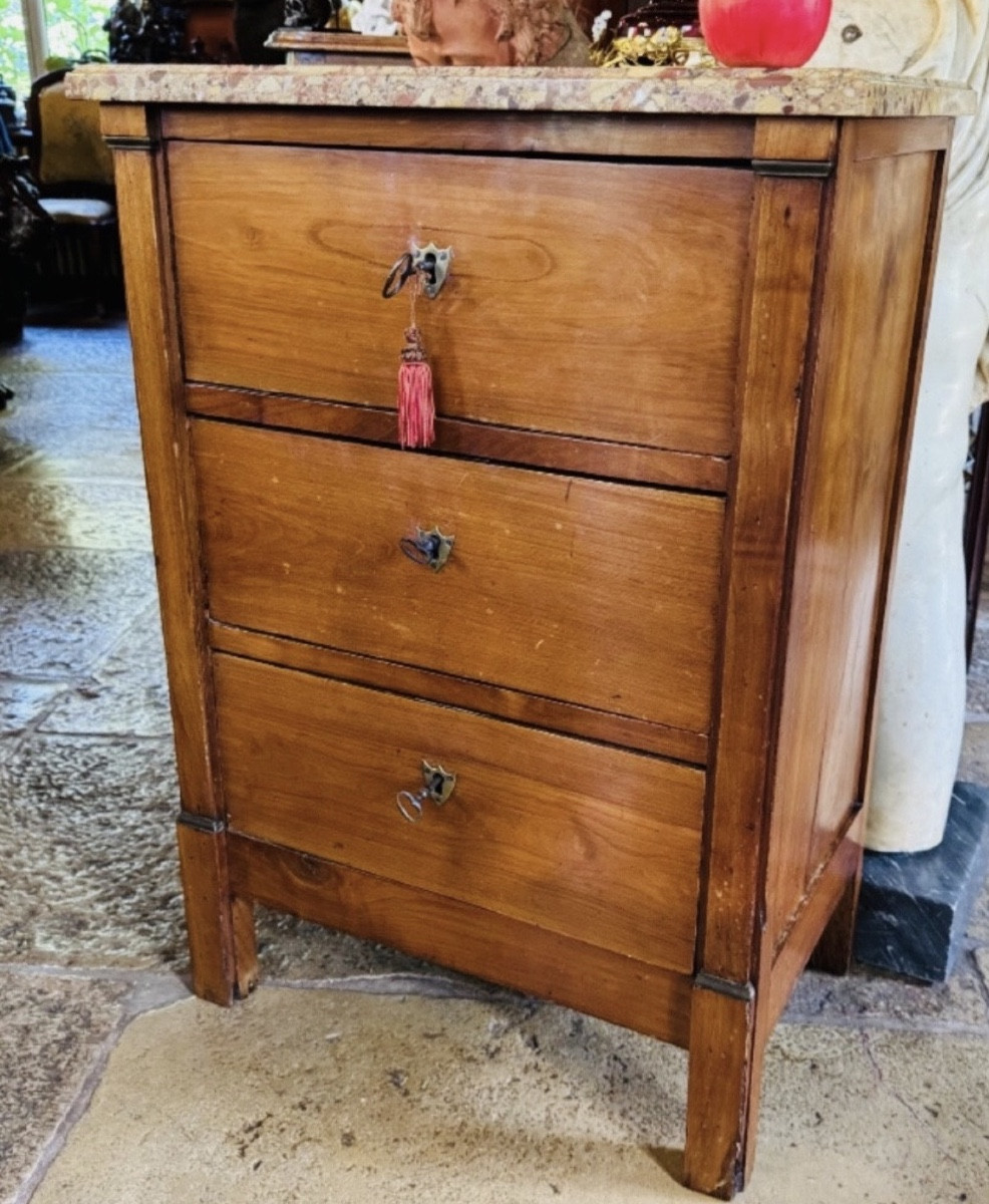 PETITE COMMODE D’ENTRE DEUX d’époque DIRECTOIRE EN ACAJOU DU XIX EME SIÈCLE