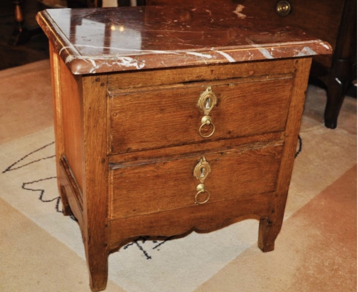 PETITE COMMODE miniature EN CHÊNE LOUIS XV DU XVIII EME SIÈCLE