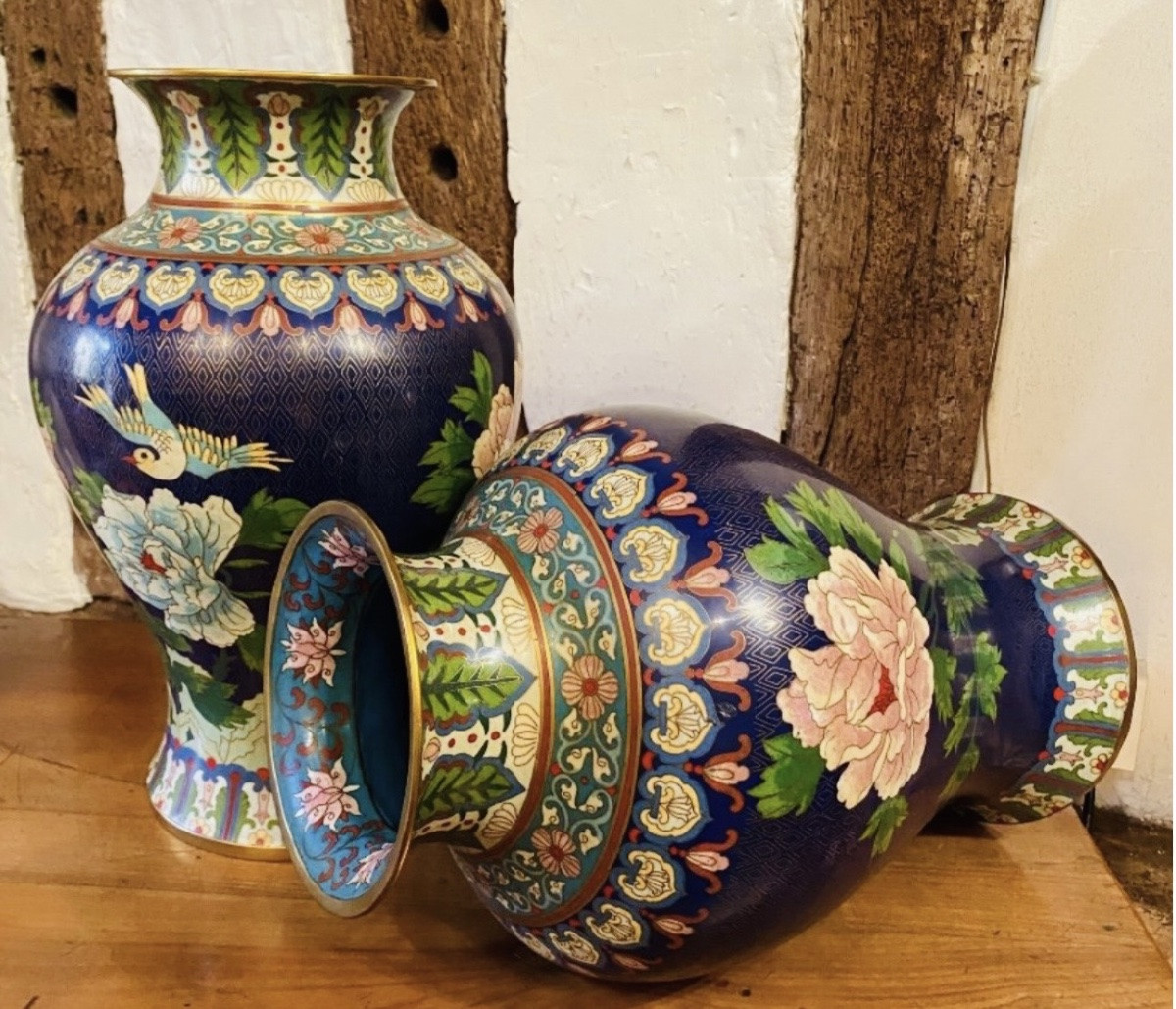 Large Pair Of Cloisonné Peony Vases, China, Early XX® Century-photo-3