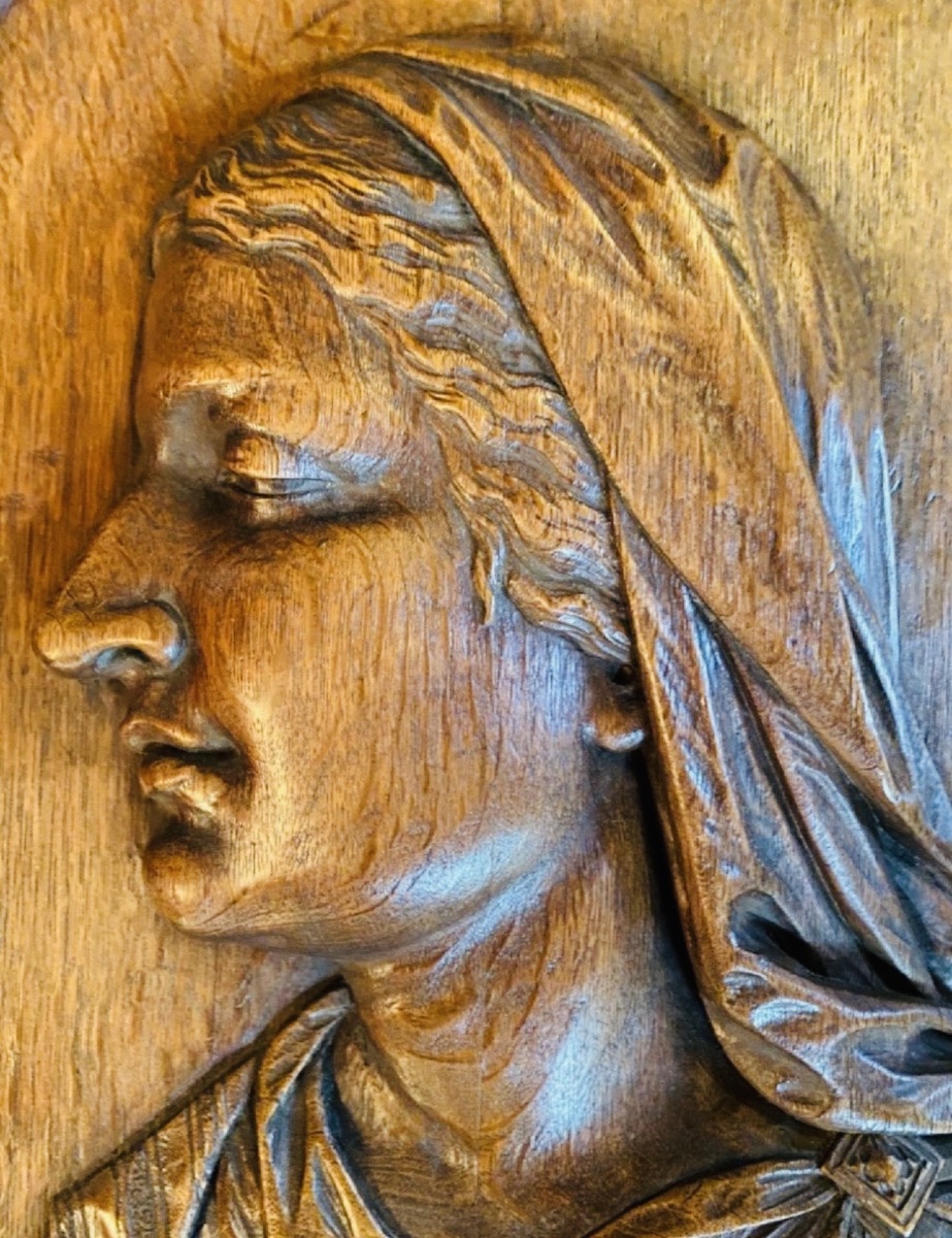PAIRE DE grands médaillons SCULPTÉS EN HAUT RELIEF : JÉSUS ET LA VIERGE MARIE, FIN DU XIXE-photo-7