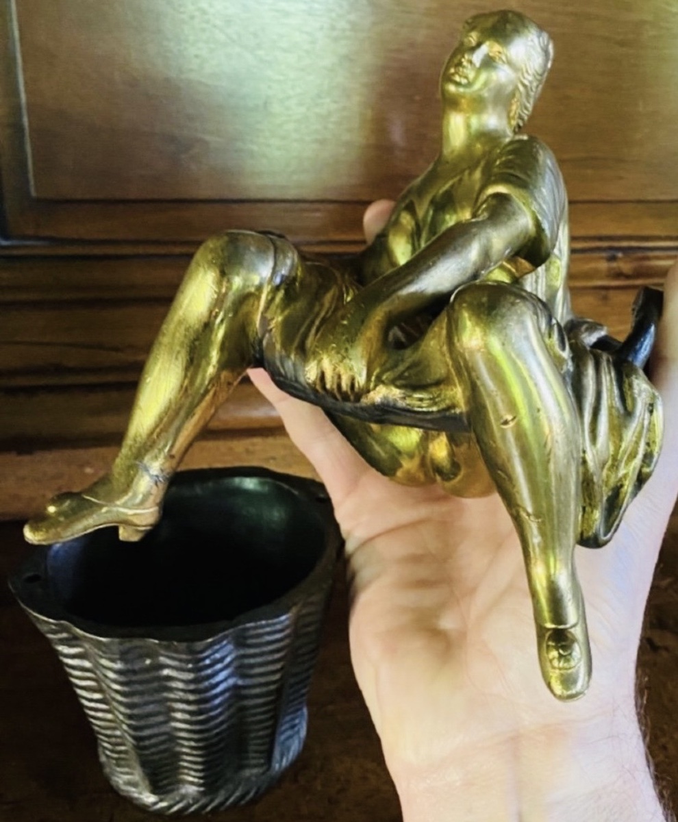CURIOSA, BRONZE ÉROTIQUE D’UNE BLANCHISSEUSE MME SANS GÊNE, XIX EME SIÈCLE-photo-3