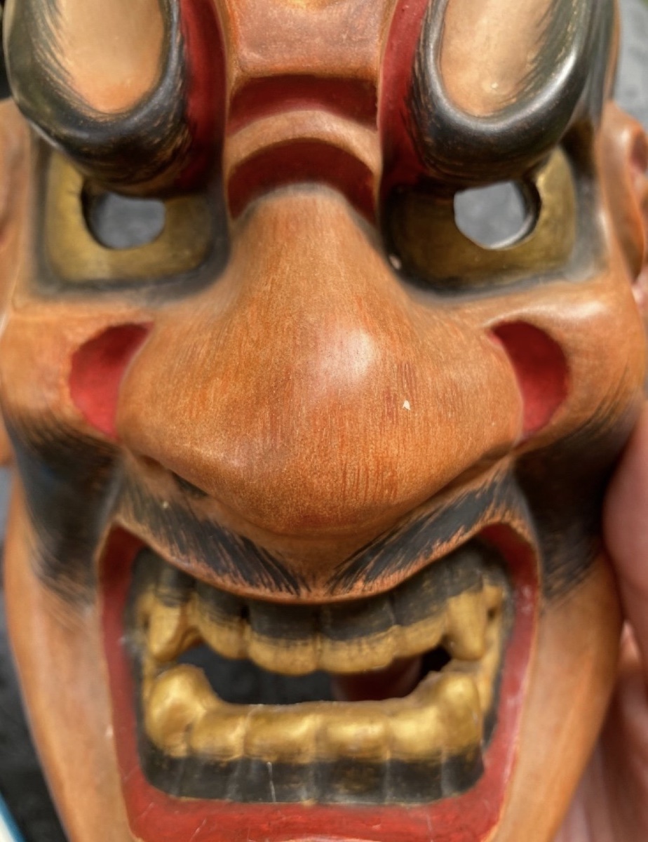 JAPON, MASQUE DE THÉÂTRE NOH EN BOIS LAQUÉ ÈRE MEIJI, DÉMON SHIKAMI OU ONI-photo-1