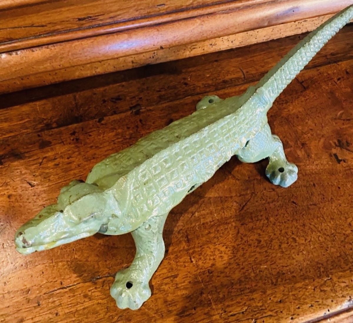 Crocodile-headed Pharmacy Stopper, Late 19th Century-photo-2