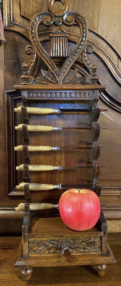 Provençal Knife Block Or Knife Holder Made Of Walnut-photo-2