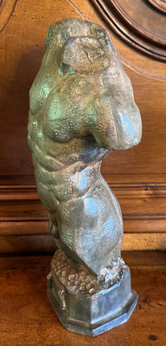 TORSE D'HOMME À L'ANTIQUE, BRONZE À PATINE NUANCÉE PAR PIERRE CHENET-photo-1