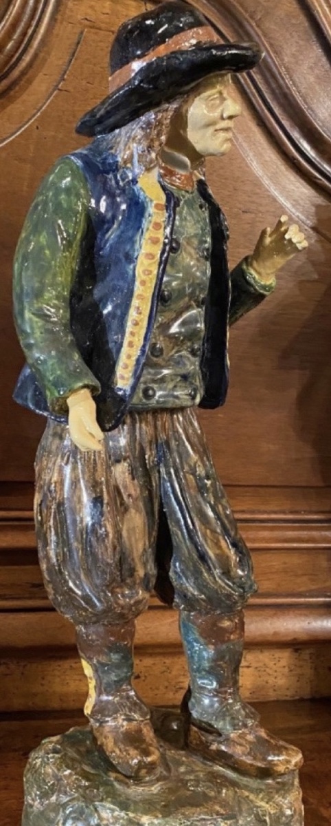 Achille Blot – A Notable Pair Of Breton Peasant Figures In Desvres Earthenware, Circa 1900–1905-photo-4