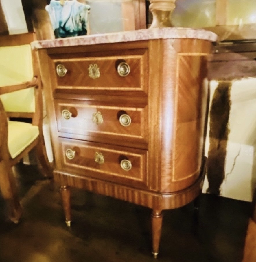 Louis XVI-style Chest Of Drawers With Rounded Sides, Made In The Faubourg-photo-3