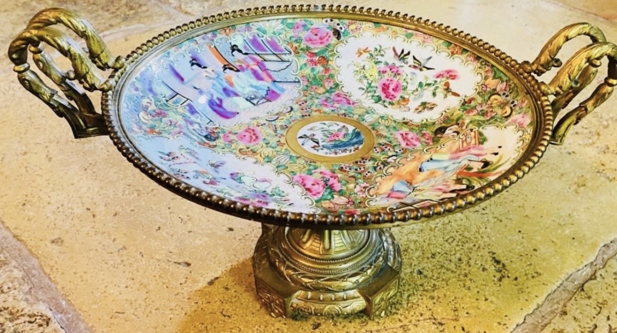 Large Standing Bowl Made Of Canton Porcelain And Gilded Bronze - Napoleon III Period