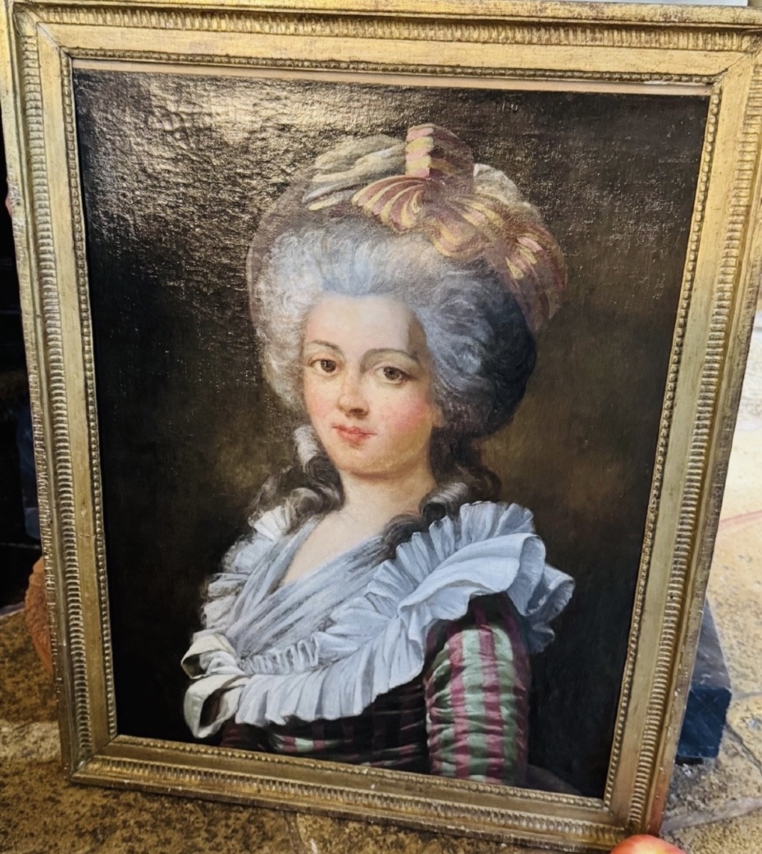 PÉRIODE RÉVOLUTIONNAIRE, GRAND PORTRAIT DE DAME DE QUALITÉ EN ROBE À LA FRANÇAISE DU XVIII EME-photo-3