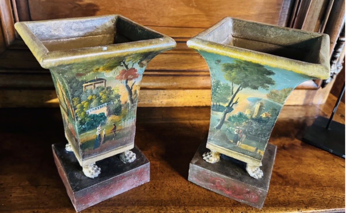 PAIRE DE VASES CORNETS EN TÔLE PEINTE DU XIX EME SIÈCLE-photo-8