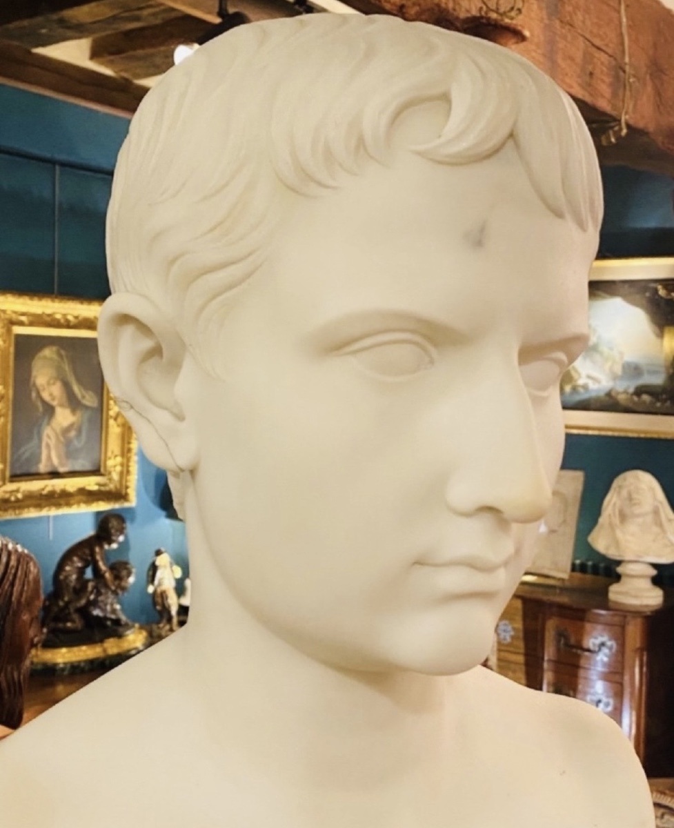 JEUNE AUGUSTE – GRAND BUSTE EN MARBRE BLANC D’APRÈS L’ANTIQUE, ITALIE, XIXe SIÈCLE-photo-3