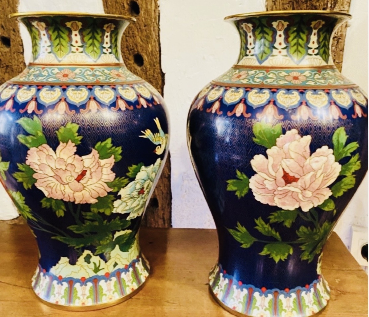Large Pair Of Chinese Cloisonné Enamel Vases Depicting Peonies And Birds – First Half Of The -photo-1