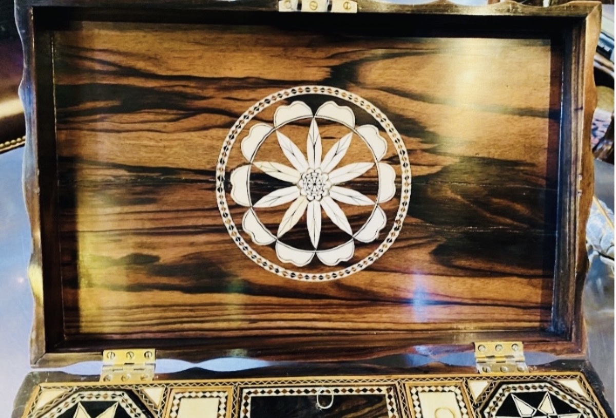 GRAND COFFRET ANGLO INDIEN DU XIX EME SIÈCLE-photo-3