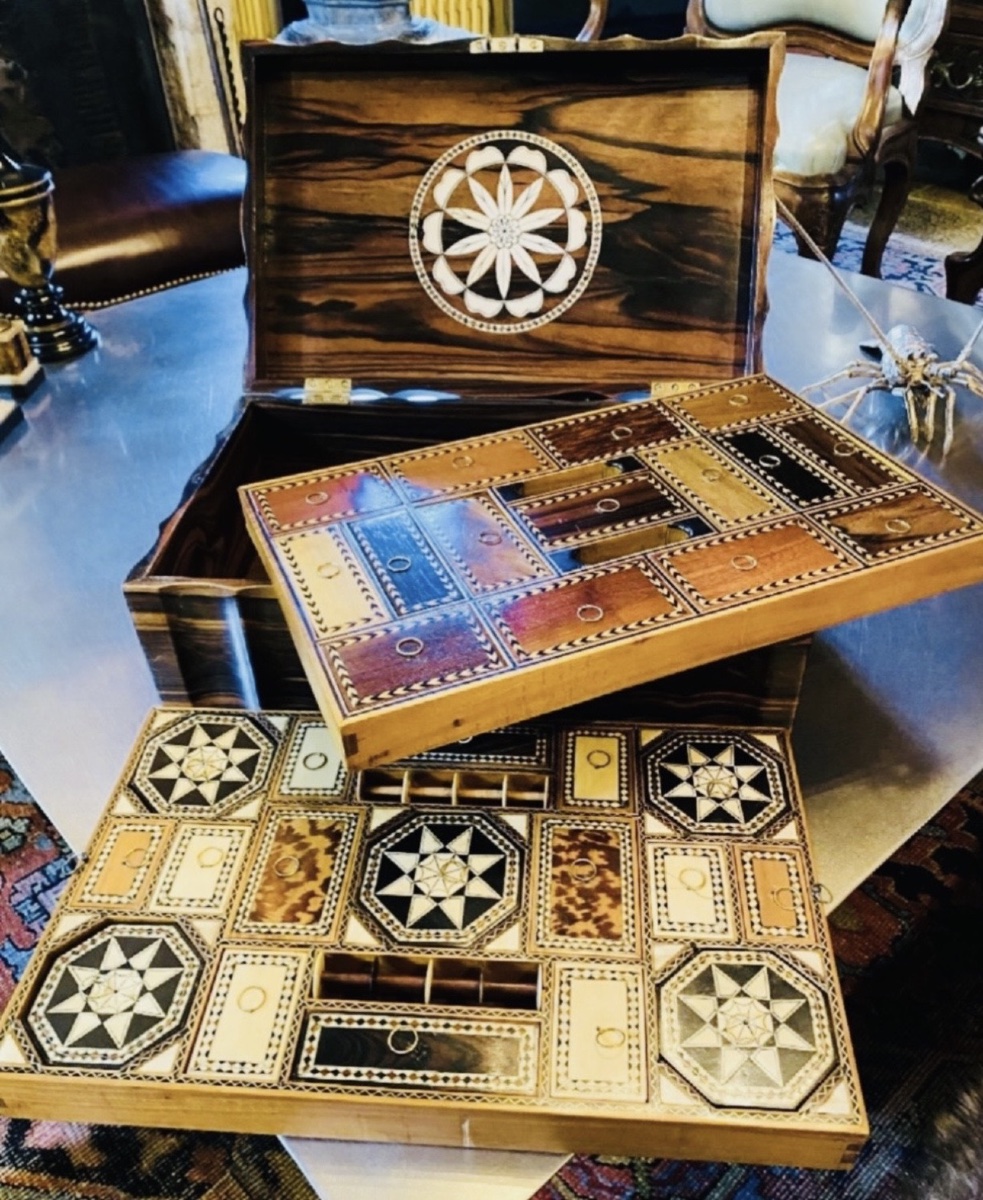 GRAND COFFRET ANGLO INDIEN DU XIX EME SIÈCLE-photo-8