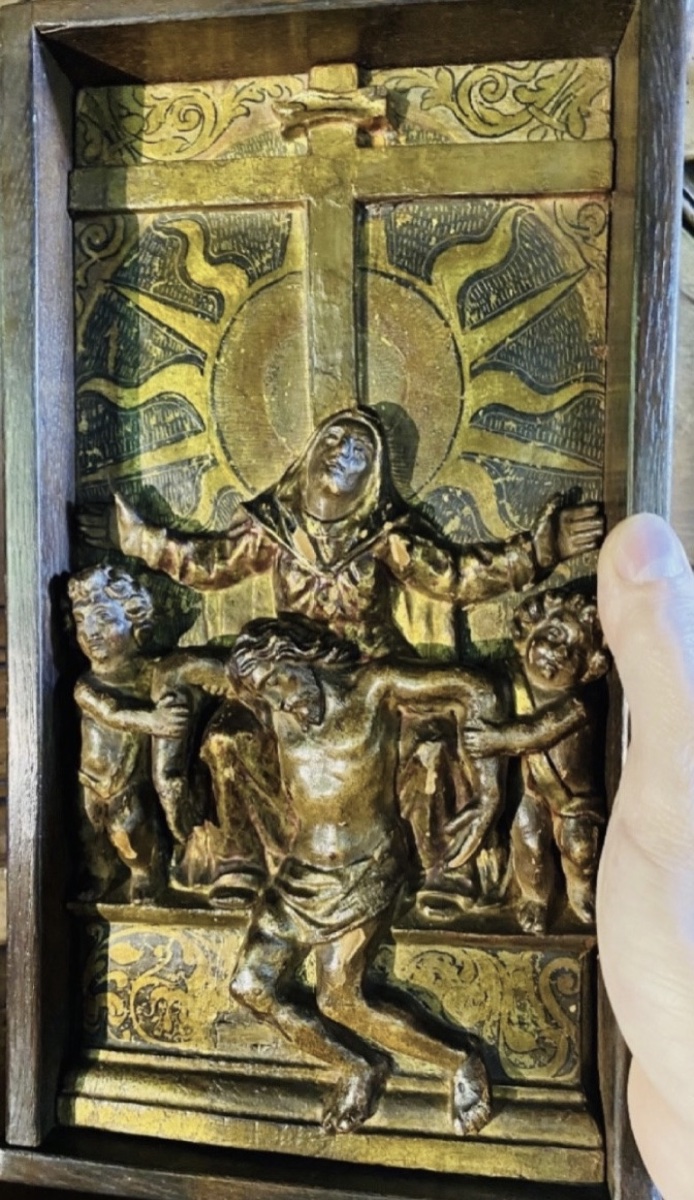 Carved And Polychrome Wooden Altarpiece Element – Central Europe, 18th Century-photo-3