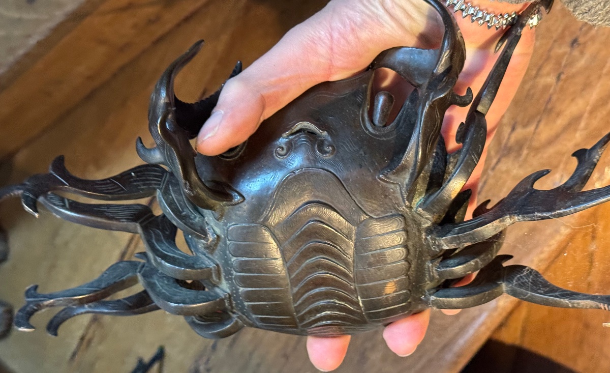Large Japanese Bronze Incense Burner In The Shape Of A Crab - Brown Patina-photo-2