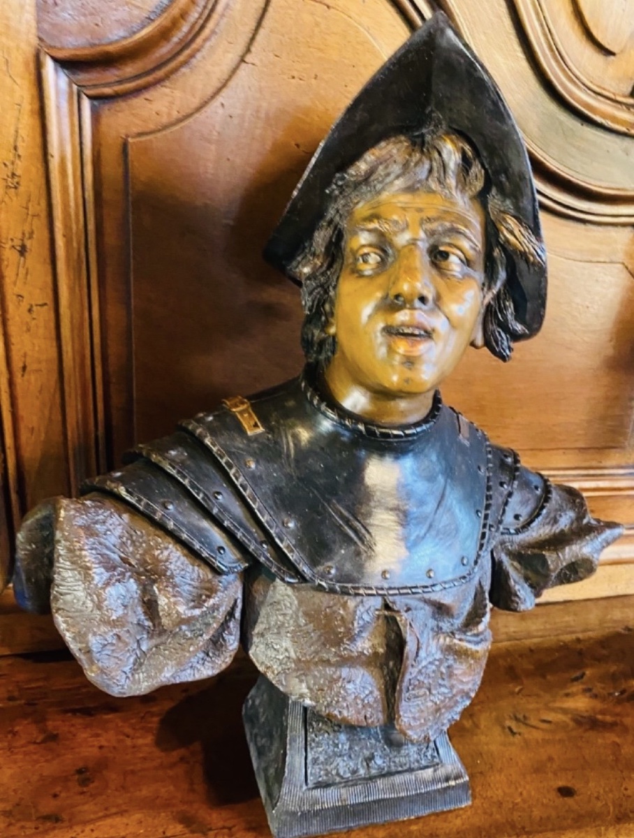 GRAND BUSTE D’UN GUERRIER EN CUIRASSE SIGNÉ GOLDSHEIDER-photo-3