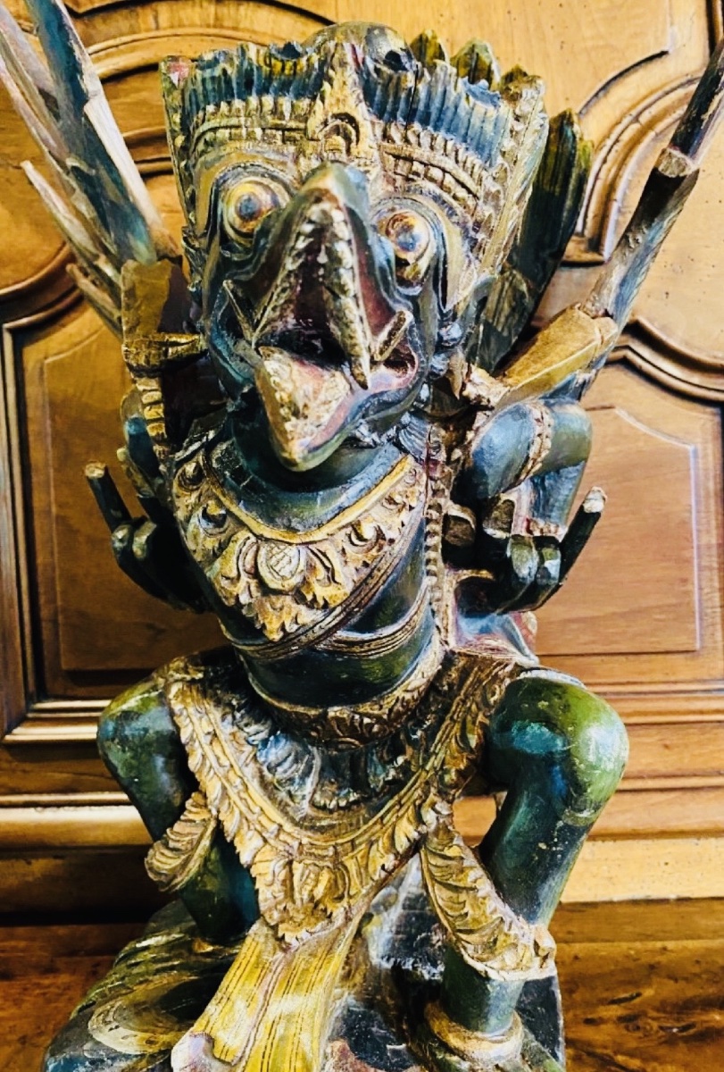 GAROUDA EN BOIS POLYCHROME ET BOIS DORÉ, INDE 1ERE MOITIÉ DU XX EME SIÈCLE-photo-3