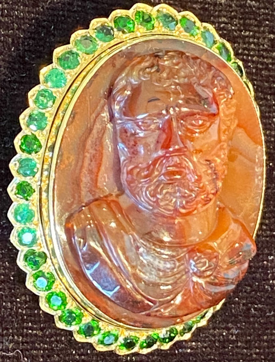 Important Camée En Agate Au Portrait D’homme à L’antique Entouré De Grenats Tsavorite-photo-5