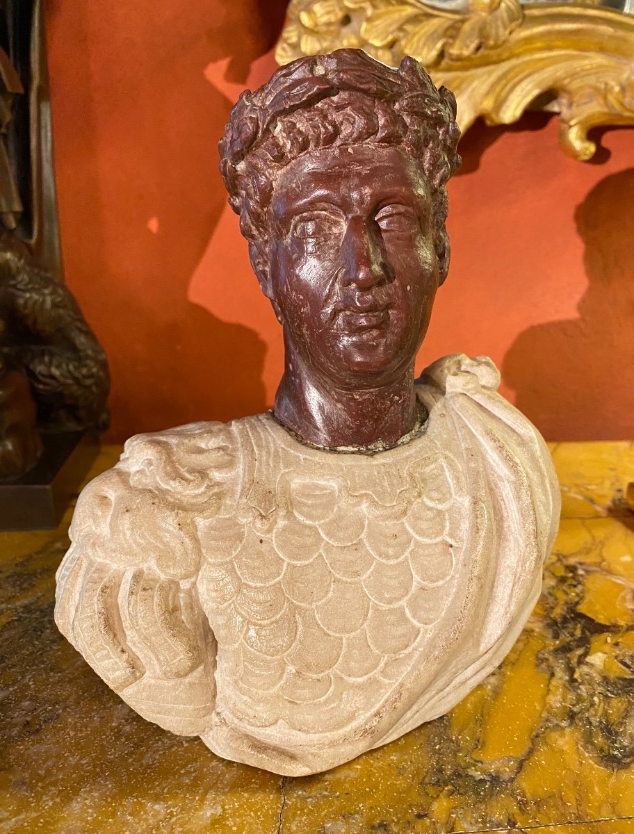 Buste En Marbre D’un Empereur Romain Du XIX Eme Siècle 