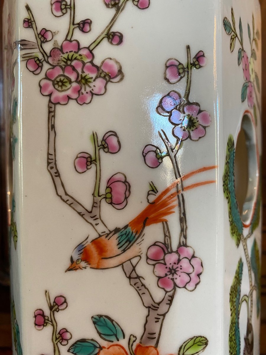 Maotong, Paire De Vases Porte Chapeaux Décoratifs En Porcelaine De Chine, XXeme Siècle -photo-4